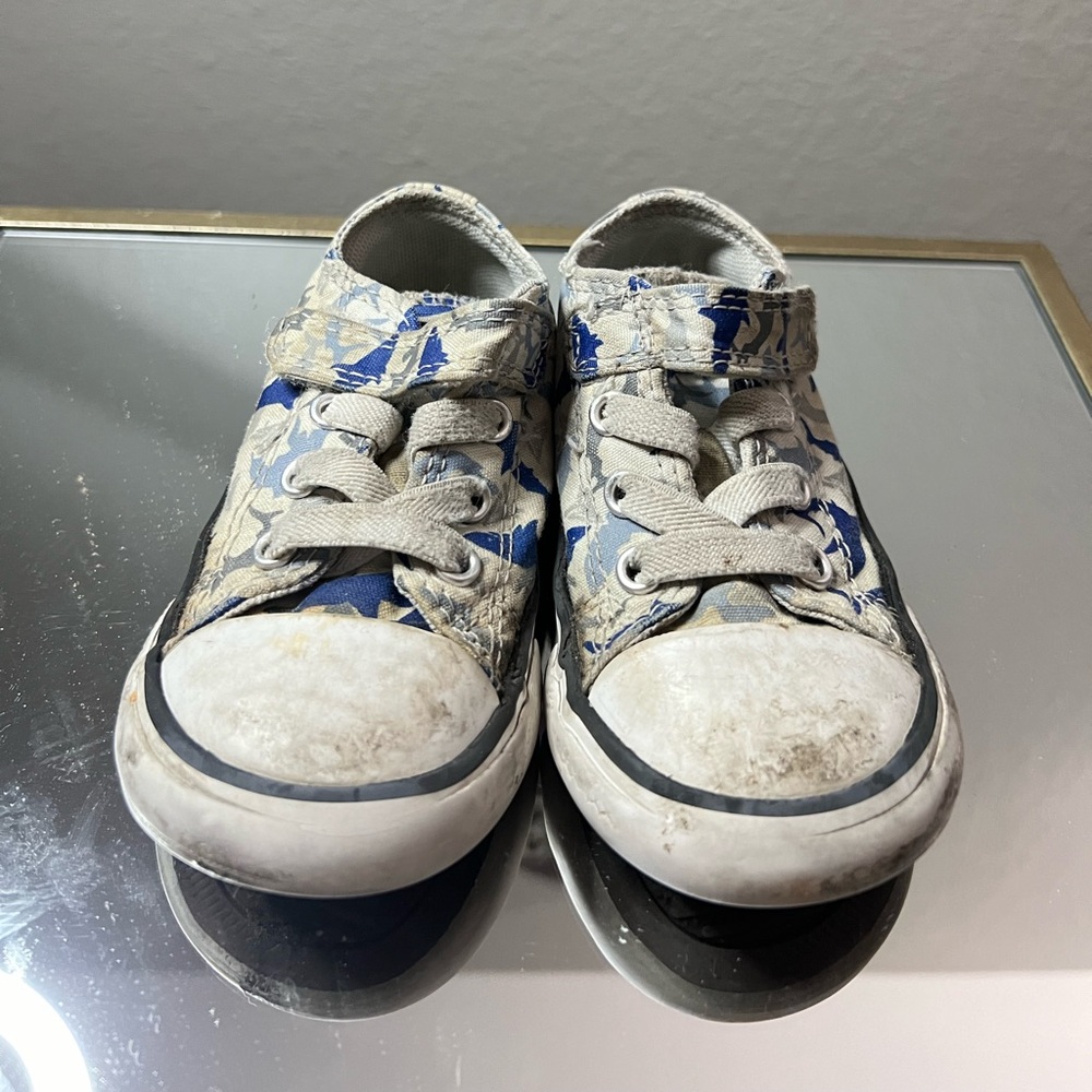 Boy, toddler converse sneakers